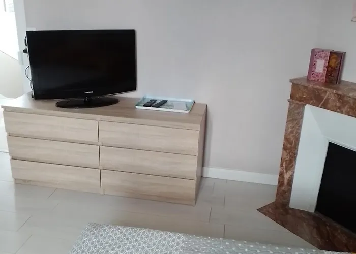 Chez Patrice Bed & Breakfast 3*